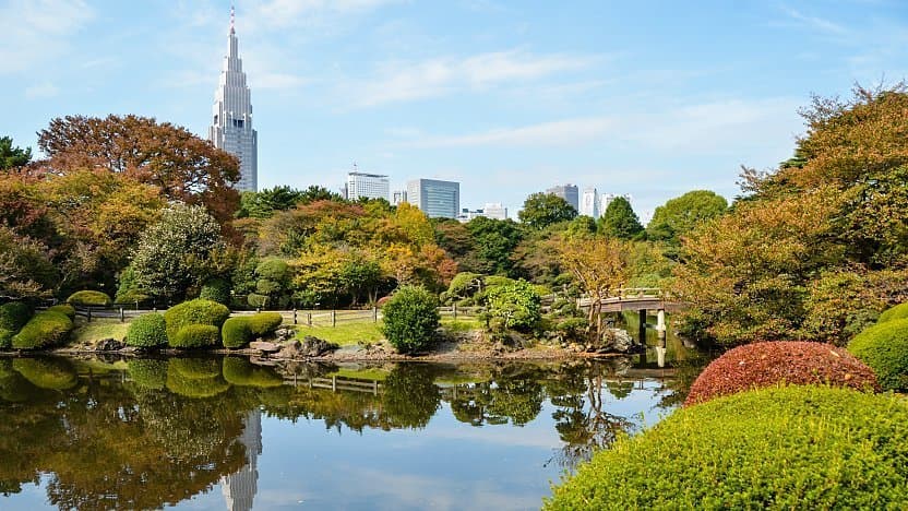 Shinjuku Gyoen in tokyo, Japan - A spacious garden oasis in central Tokyo combining Japanese traditional, French formal, and English landscape garden styles. Originally an imperial garden, it offers seasonal beauty and tranquil escape from the urban bustle.